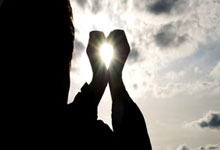 有哪些正规股票的加杠杆平台:股票分析软件app排名-印尼突发黑天鹅、泰国领导层动荡！东南亚两大新兴股市政治风险被推高